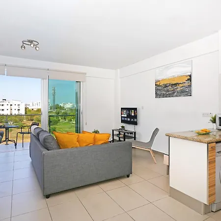 Victoria Apartament Protaras