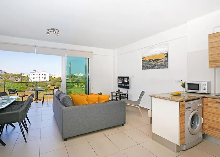 Victoria Daire Protaras