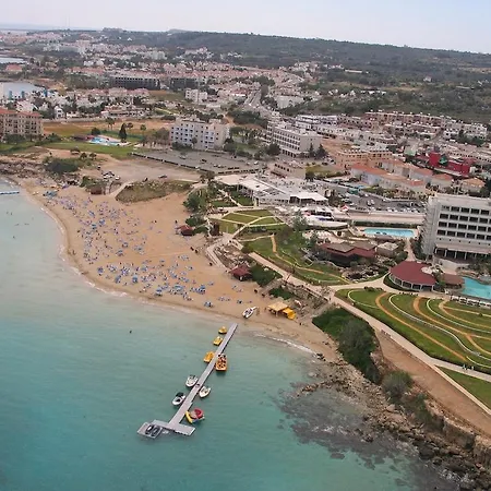 Victoria Πρωταράς